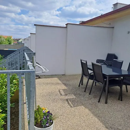 Apartmany U Zamecku Hlohovec Exterior foto